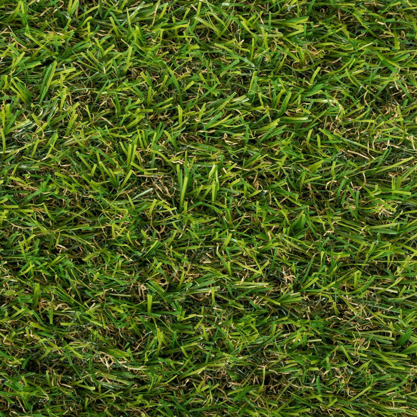 Lakebank 30mm Artificial Grass close